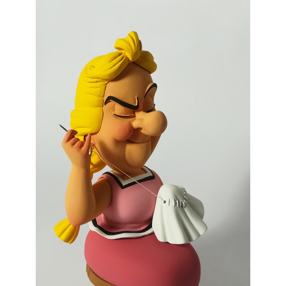 2345 figurine de collection fariboles asterix bonemine en train de coudre bon 2017